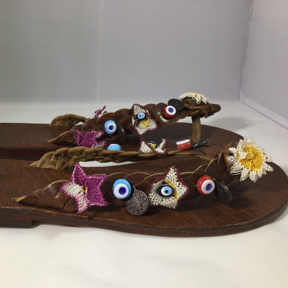 Beads and Lace Leather Slippers